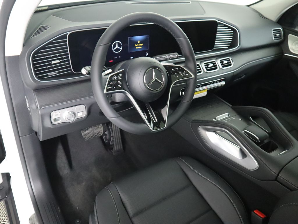 Thumbnail: 2026 Mercedes-Benz GLE - 10