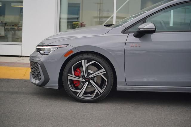 Thumbnail: 2026 Volkswagen Golf - 2