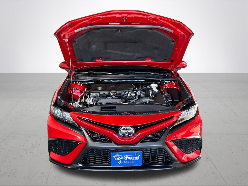 2024 Toyota Camry SE