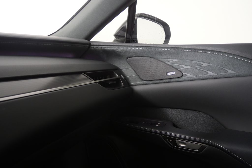 Thumbnail: 2025 Lexus RX - 32