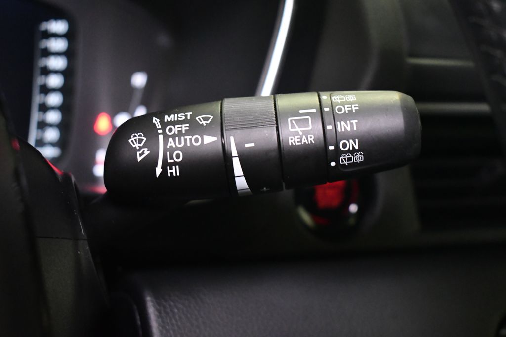 Thumbnail: 2023 Honda Pilot - 25