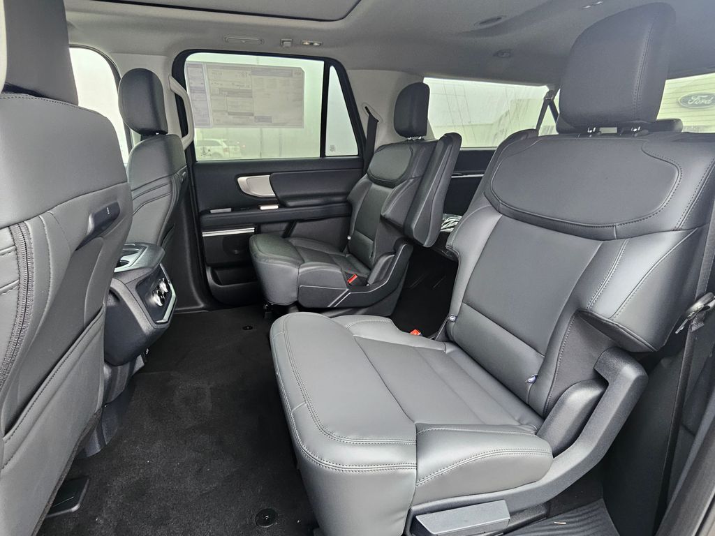 2026 Ford Expedition Max Active - 6