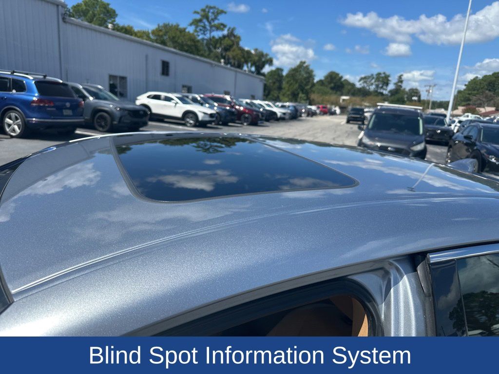 2022 Lexus ES 300h Base