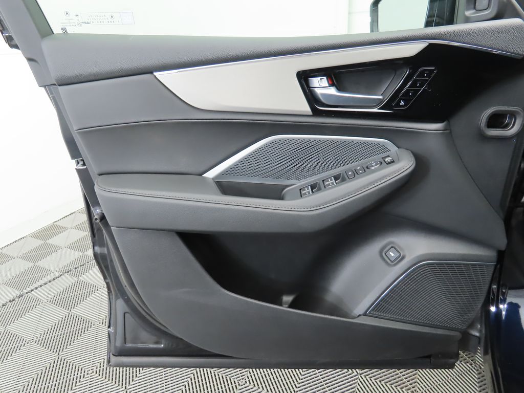 2025 Acura MDX Base 24