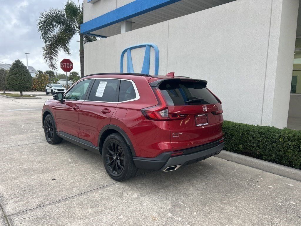 View vehicle photo 6