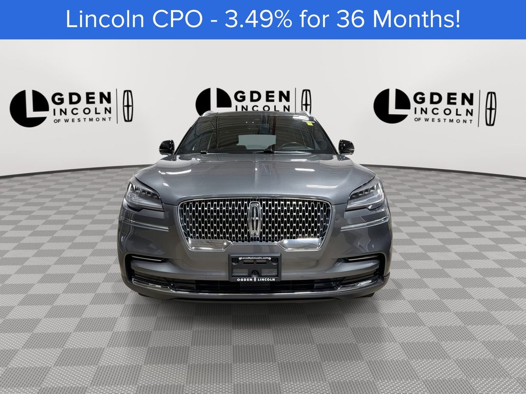 View vehicle photo 3