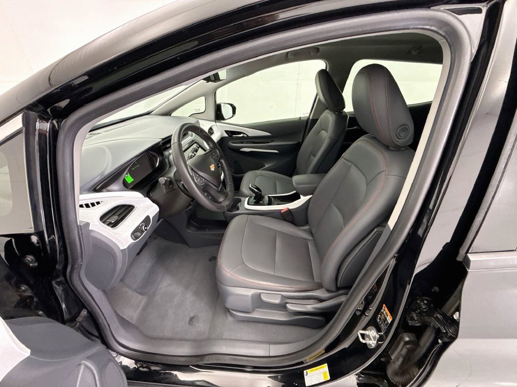 Thumbnail: 2019 Chevrolet Bolt EV - 17