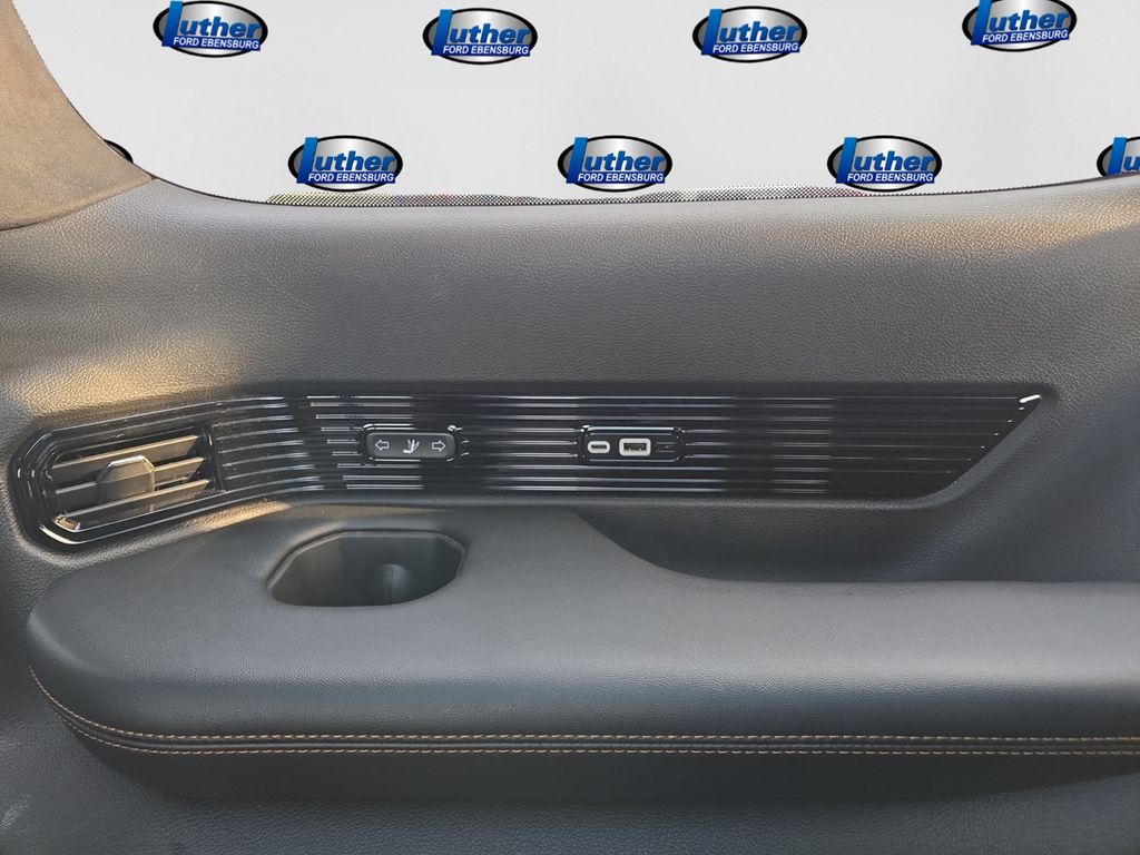 2022 Jeep Grand Wagoneer Series III White at Honda North