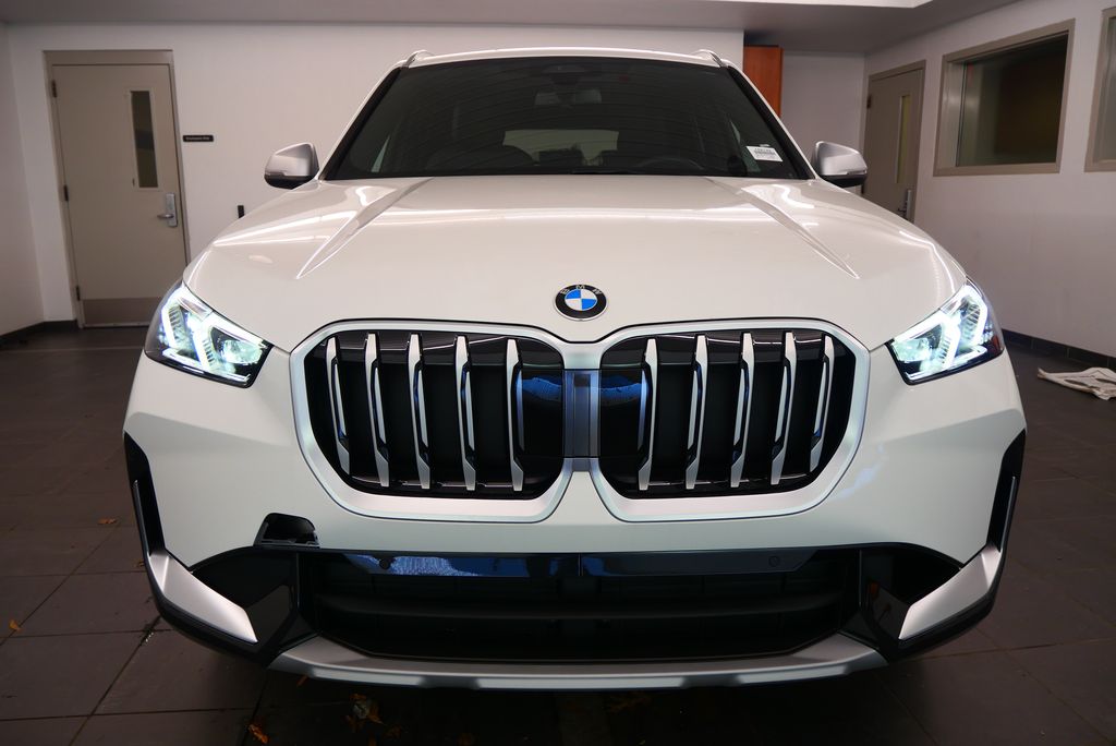 2025 BMW X1 xDrive28i 7