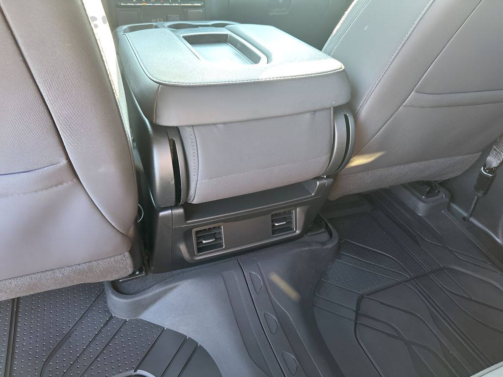 Used Car 2022 Chevrolet Silverado 1500  Custom For Sale Under $35,000 In Austin, Texas