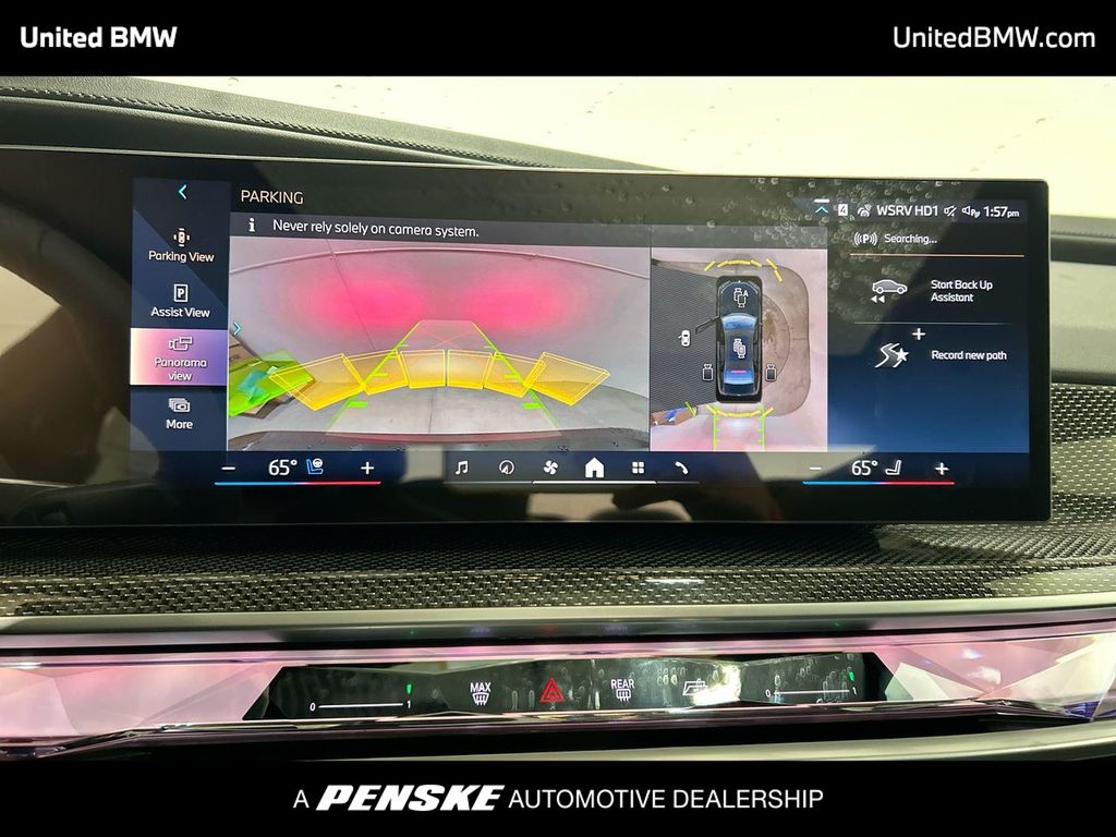 2025 BMW i7 xDrive60 17