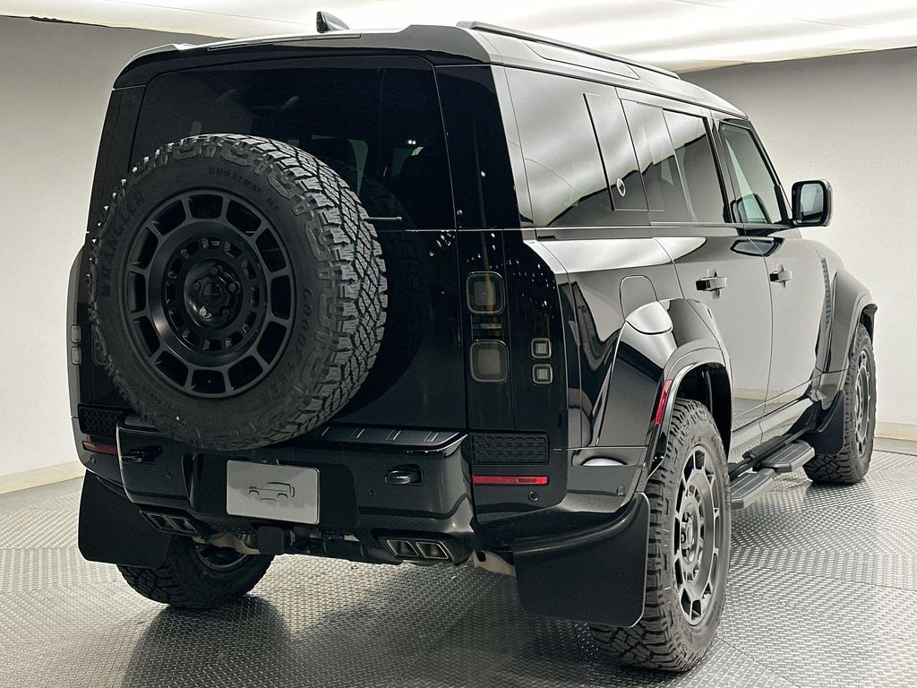 Thumbnail: 2026 Land Rover Defender - 11