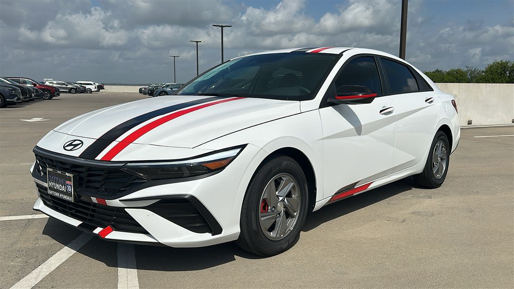 2026 Hyundai Elantra SE - 9