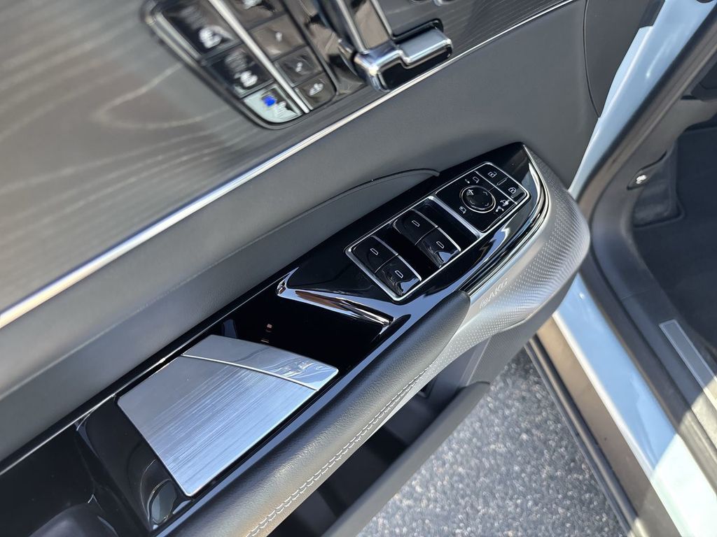 Used 2024 Cadillac LYRIQ SUV
