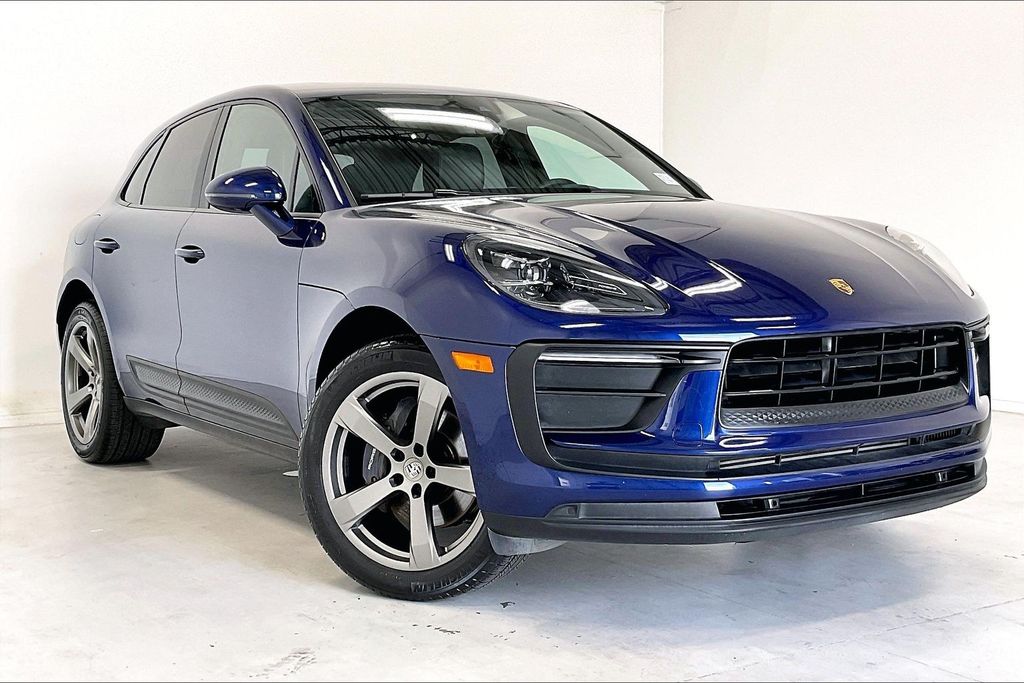 Blue 2022 Porsche Macan AWD SUV / Crossover All-Wheel Drive 7-Speed Automatic