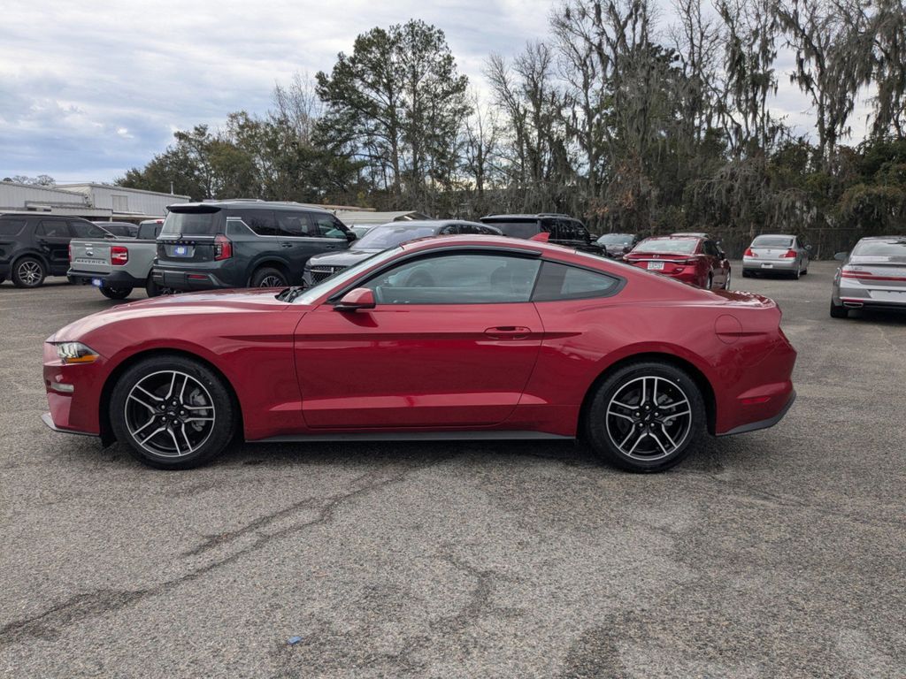 2021 Ford Mustang EcoBoost Fastback