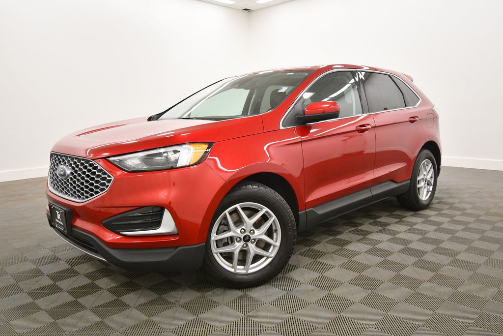 Used 2024 Ford Edge SUV