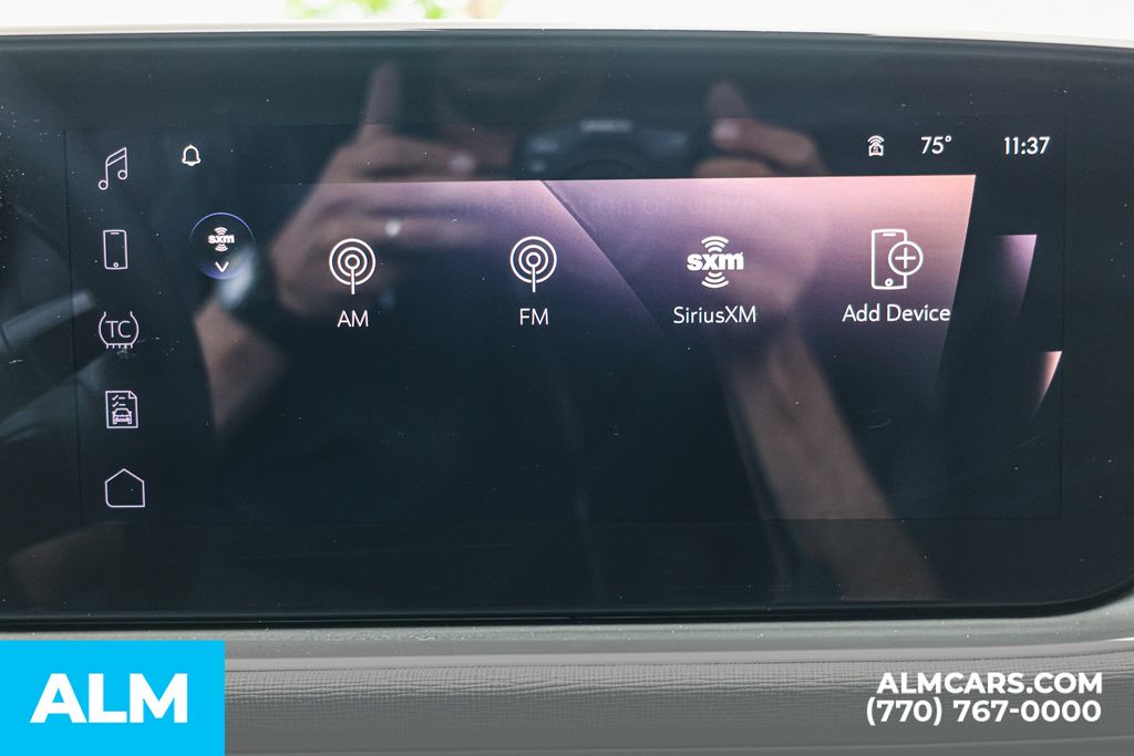 Used 2025 White Buick Preferred image 37