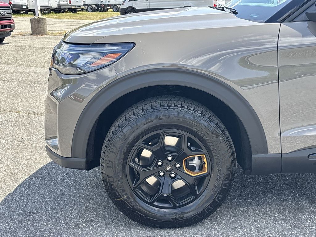 New 2026 Marsh Gray Ford Tremor® image 19