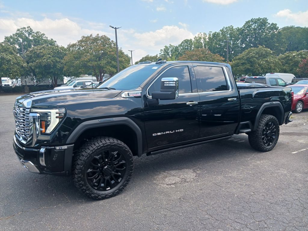 Onyx Black 2025 GMC Sierra 2500HD Pickup Truck Four-Wheel Drive Automatic