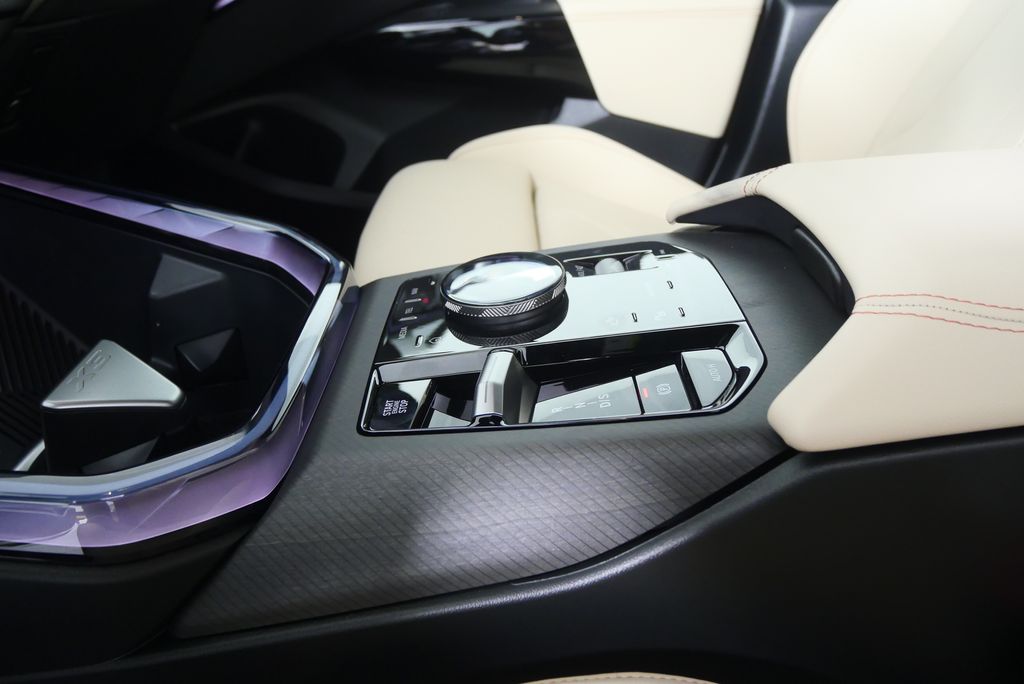 Thumbnail: 2026 BMW X3 - 20