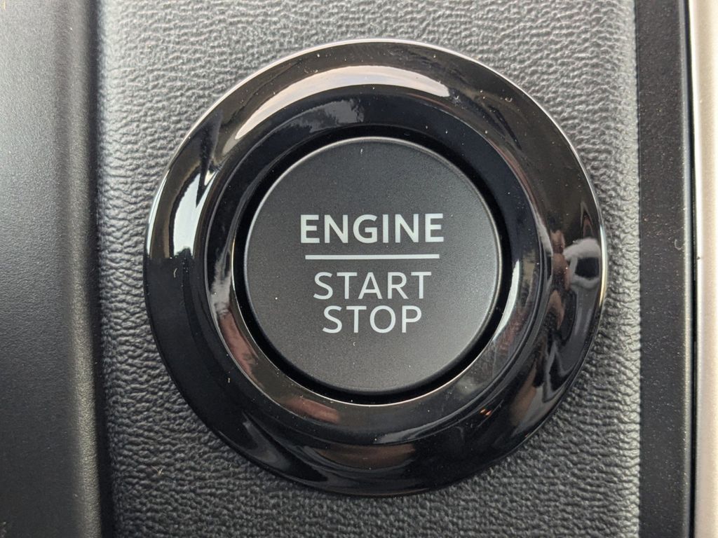 2025 Ford Expedition Active MAX