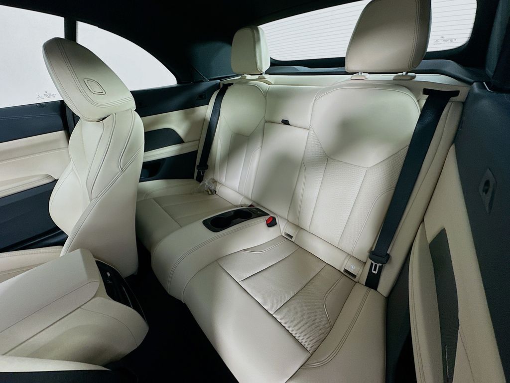 Thumbnail: 2023 BMW 4 Series - 24