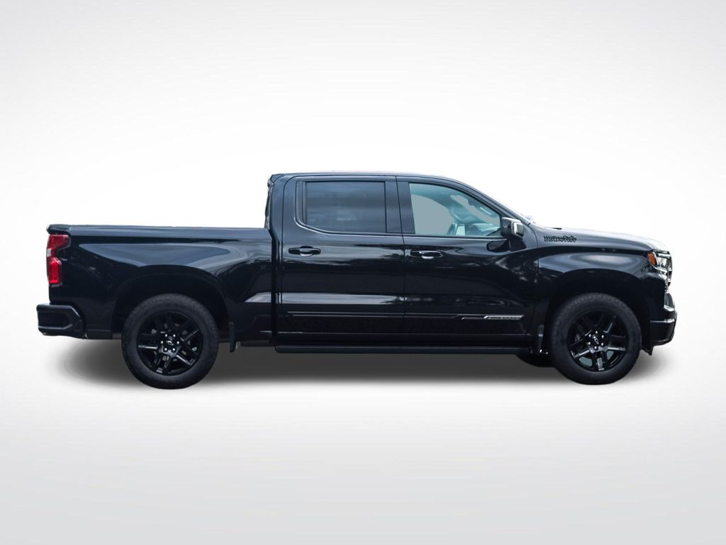 Thumbnail: 2025 Chevrolet Silverado 1500 - 6