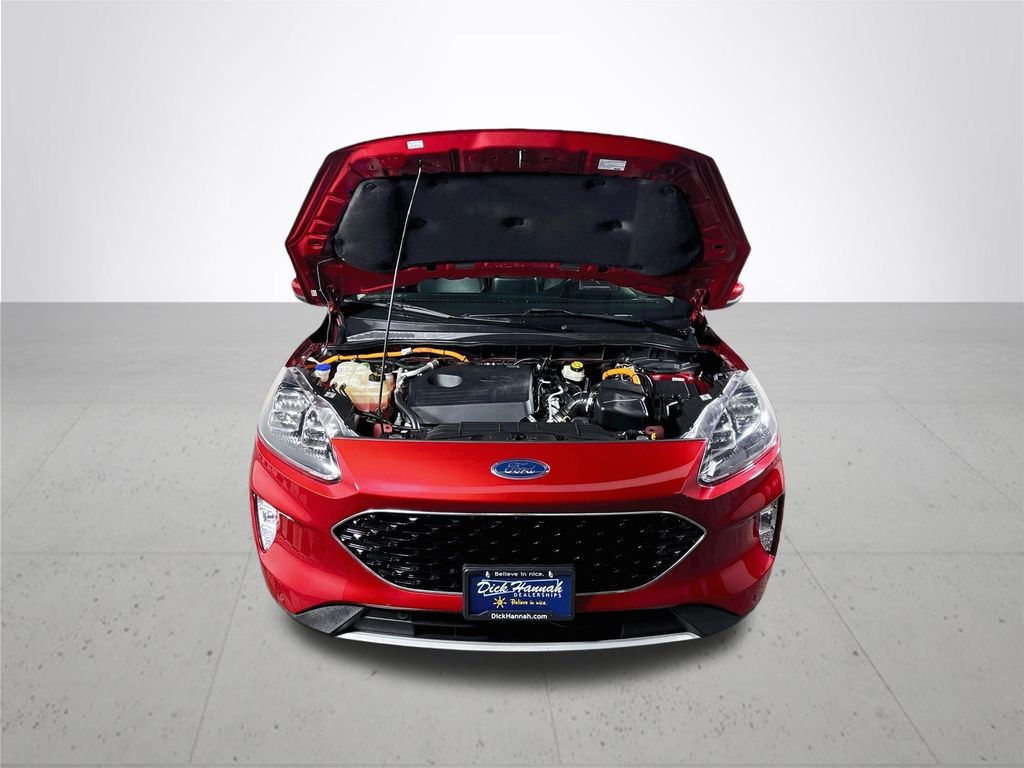 2020 Ford Escape Hybrid Titanium