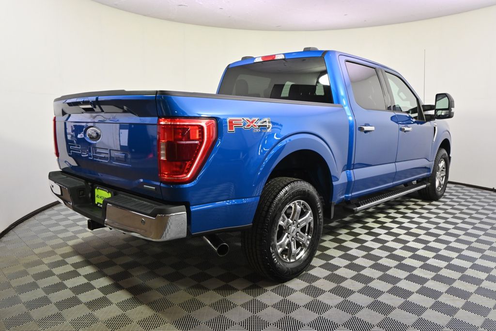 Used 2021 Blue Ford XLT image 7