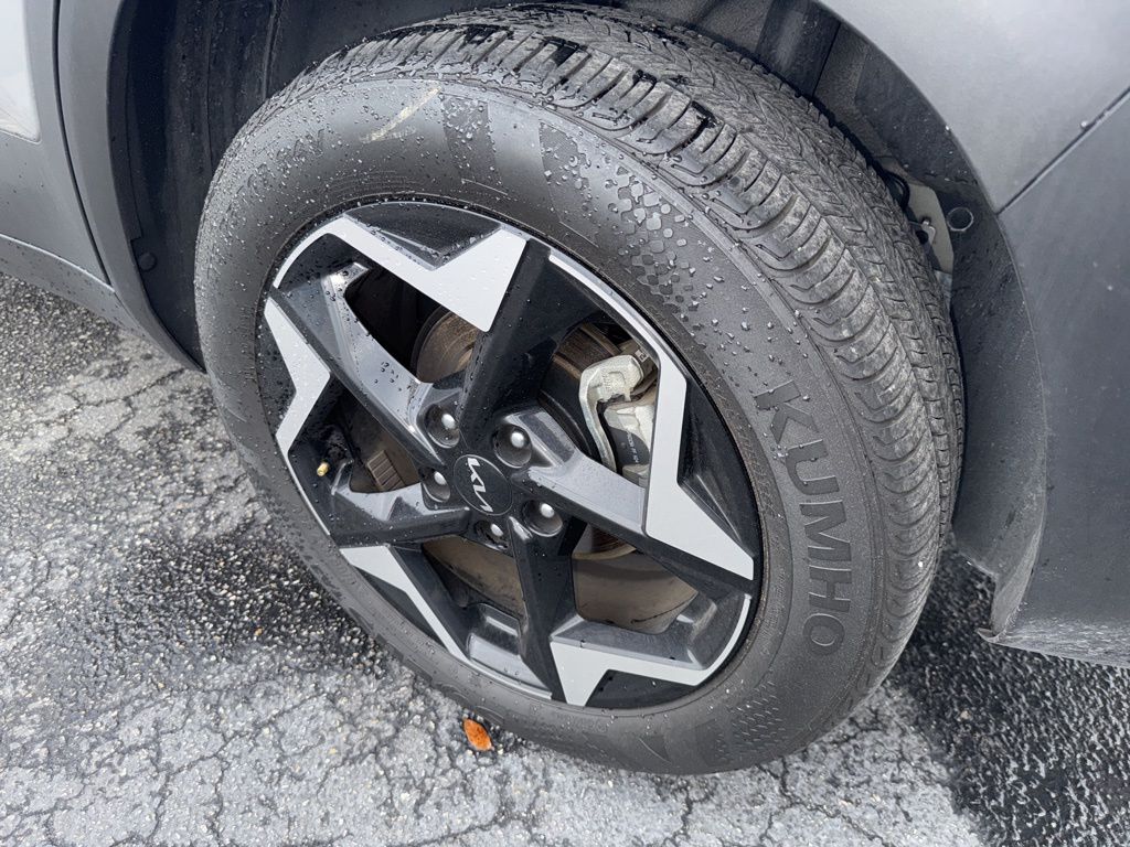 Used 2025 Steel Gray Kia EX image 4