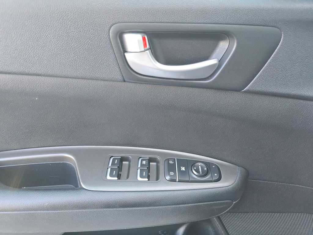 2017 Kia Optima LX photo 21