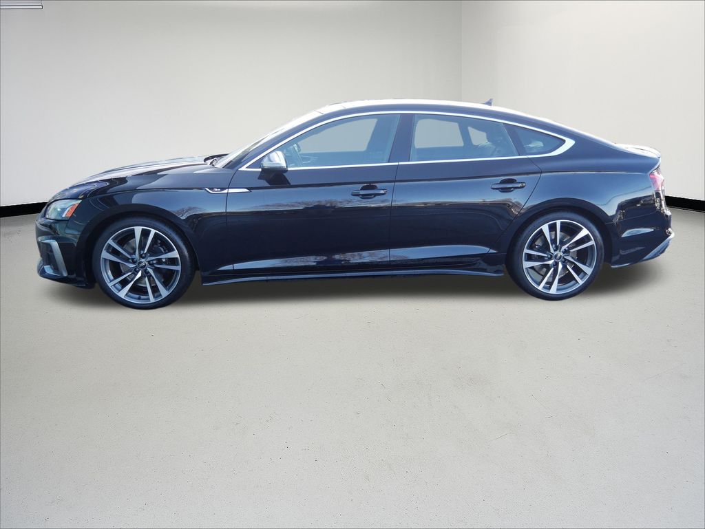 Thumbnail: 2022 Audi S5 - 2