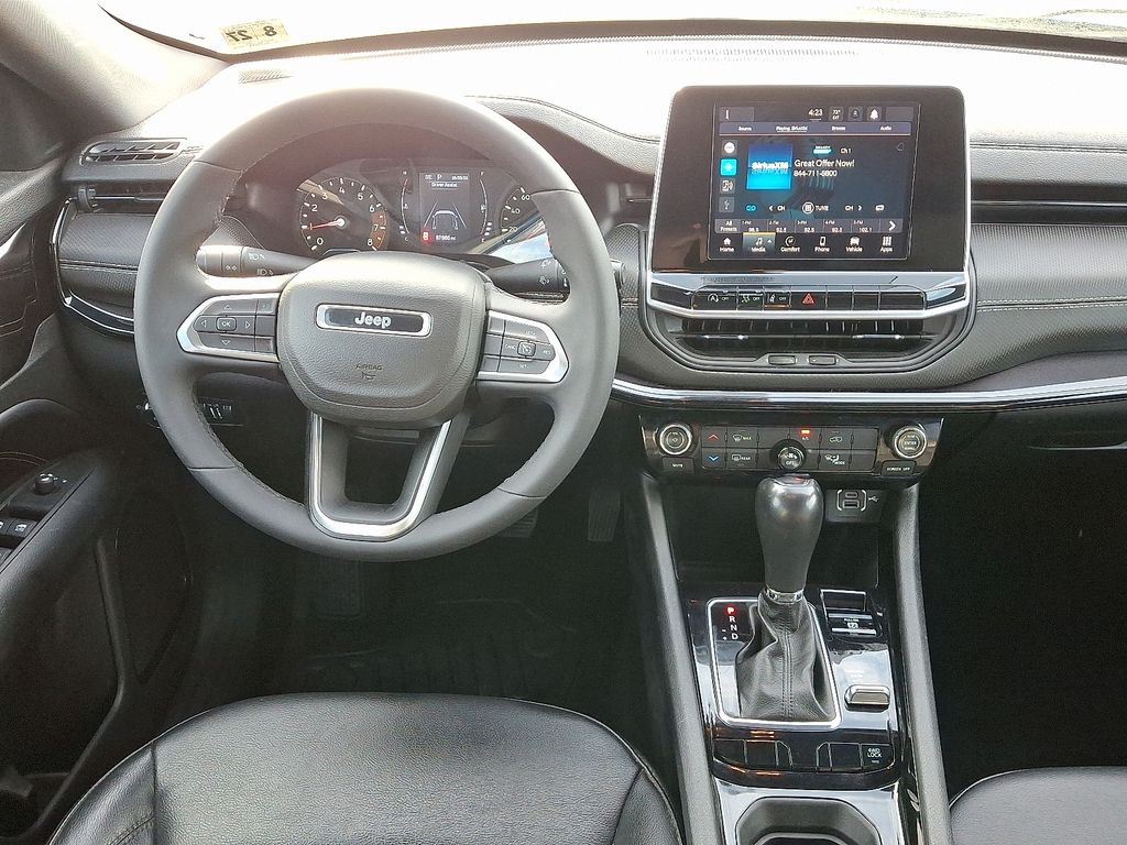 Thumbnail: 2022 Jeep Compass - 12