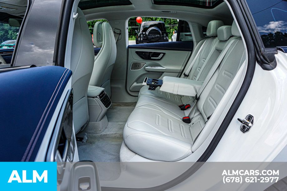 Used 2023 White Mercedes-Benz Base image 21