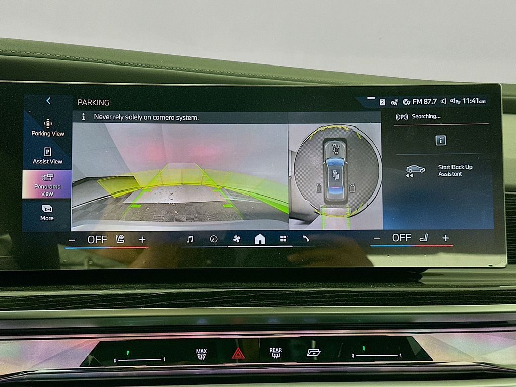 Thumbnail: 2026 BMW 7 Series - 13