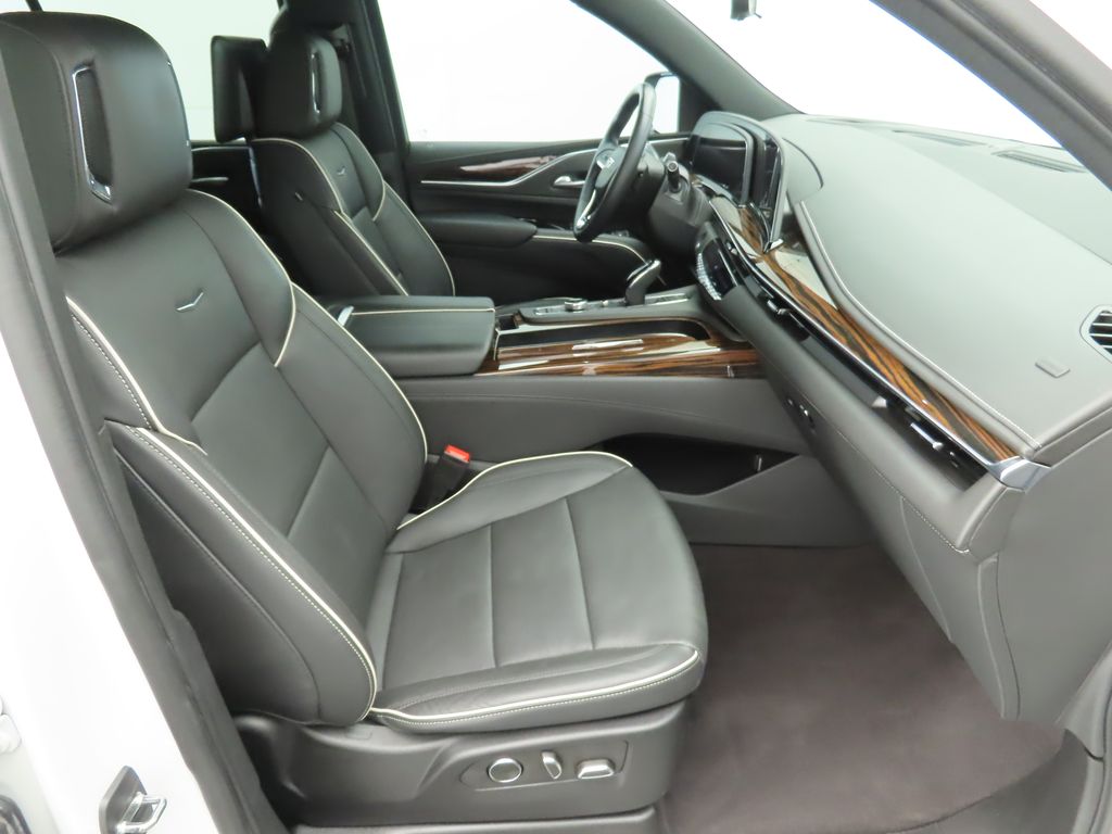 Thumbnail: 2023 Cadillac Escalade - 20