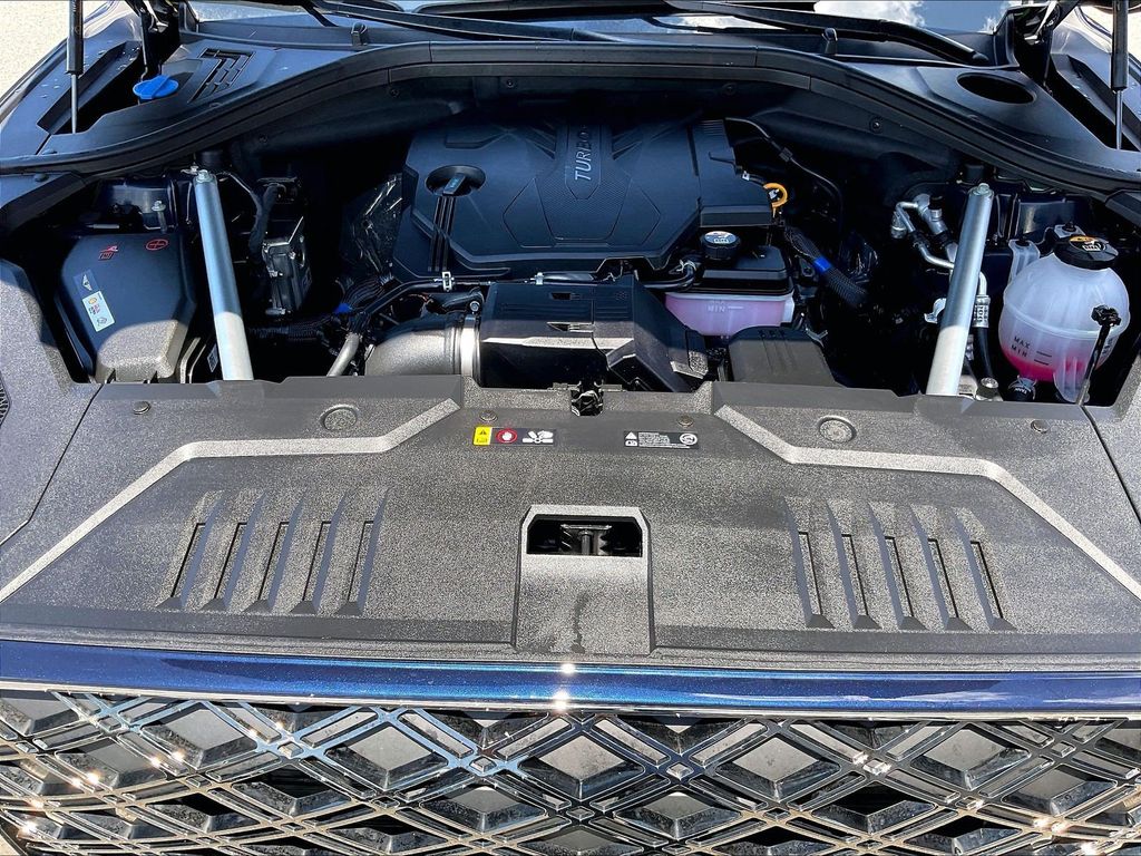 2026 Genesis GV70 — photo 29