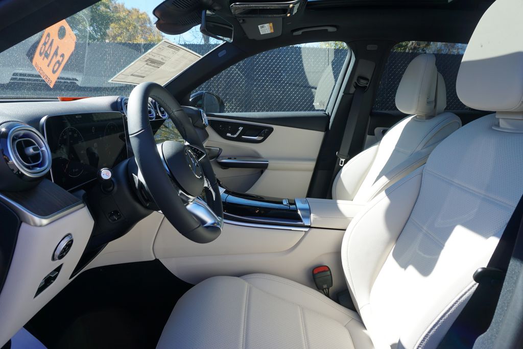 Thumbnail: 2026 Mercedes-Benz GLC - 9