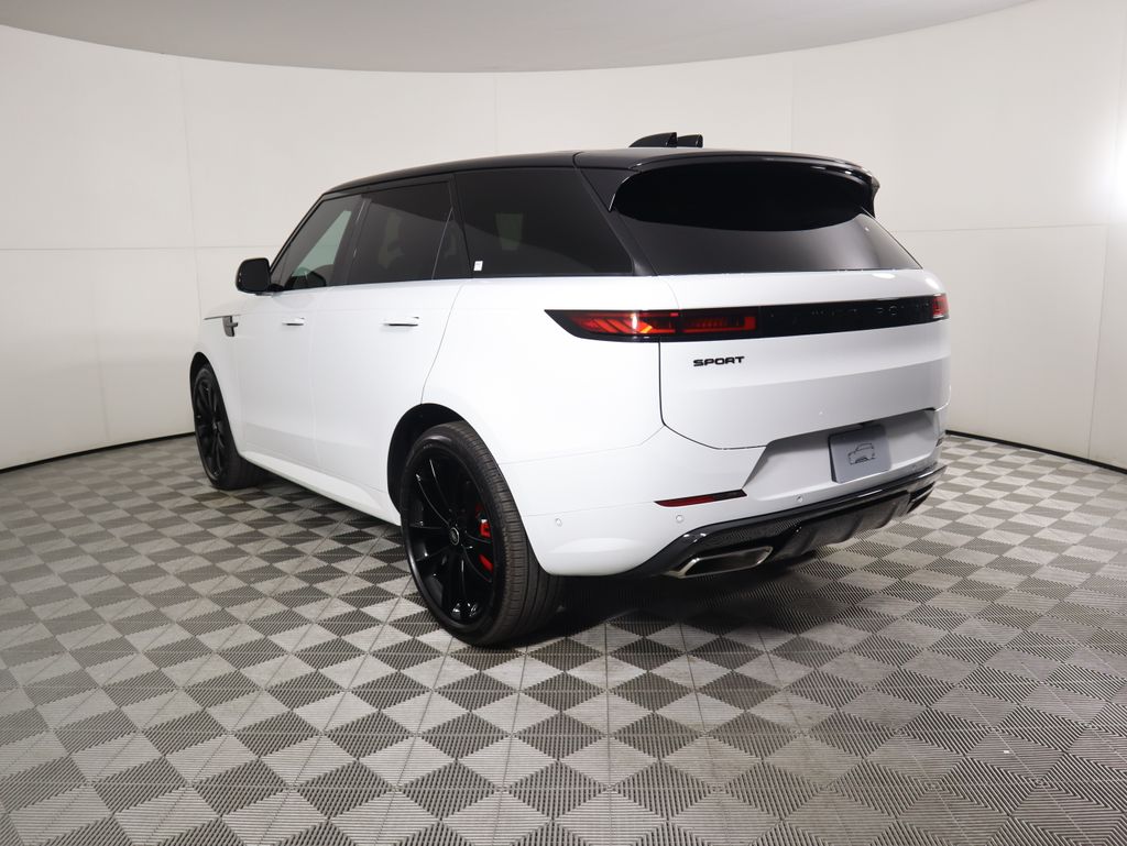 Thumbnail: 2025 Land Rover Range Rover Sport - 7