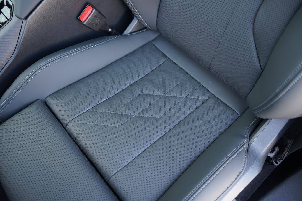 Thumbnail: 2025 BMW X3 - 12