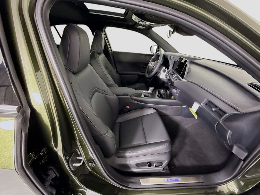 Thumbnail: 2026 Lexus UX - 21