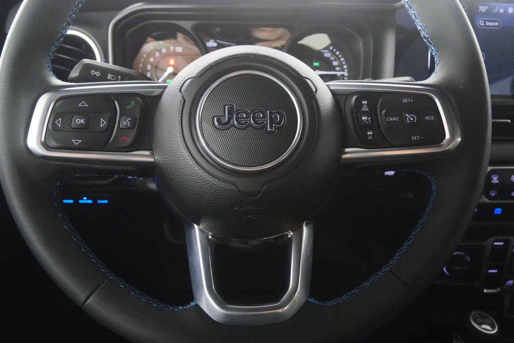 Thumbnail: 2024 Jeep Wrangler - 17