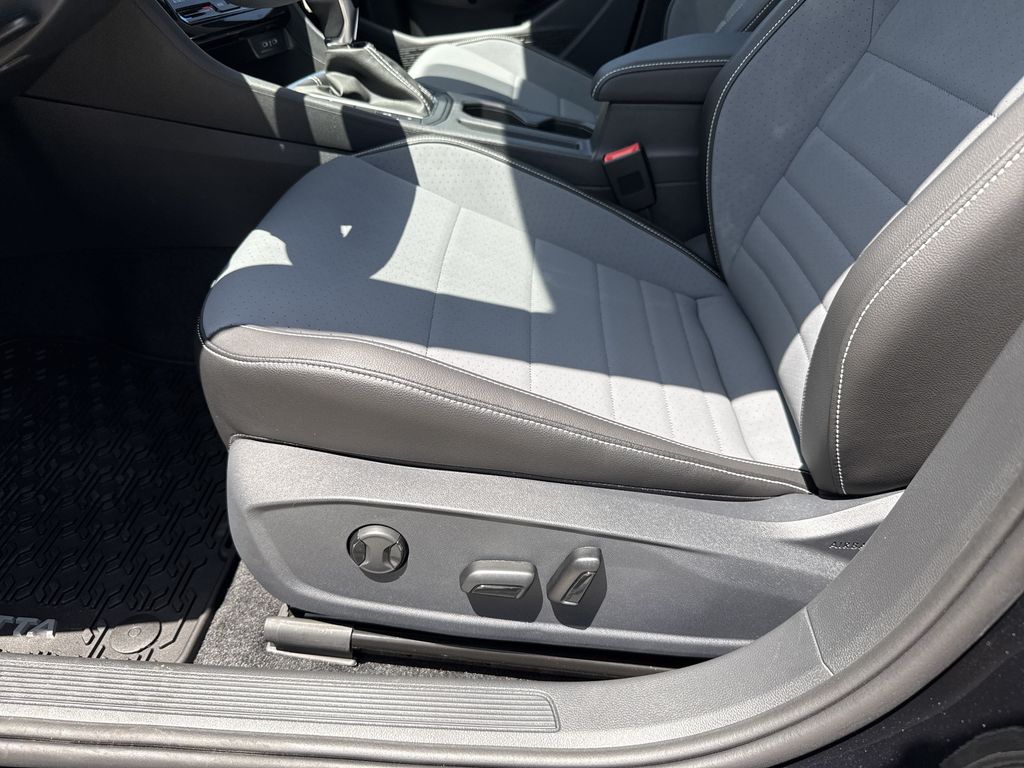 2026 Volkswagen Jetta 1.5T SE Black at DeMontrond Auto Country