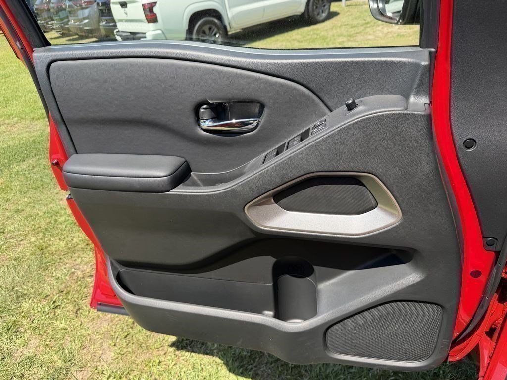 2026 Nissan Frontier SV - Photo 18