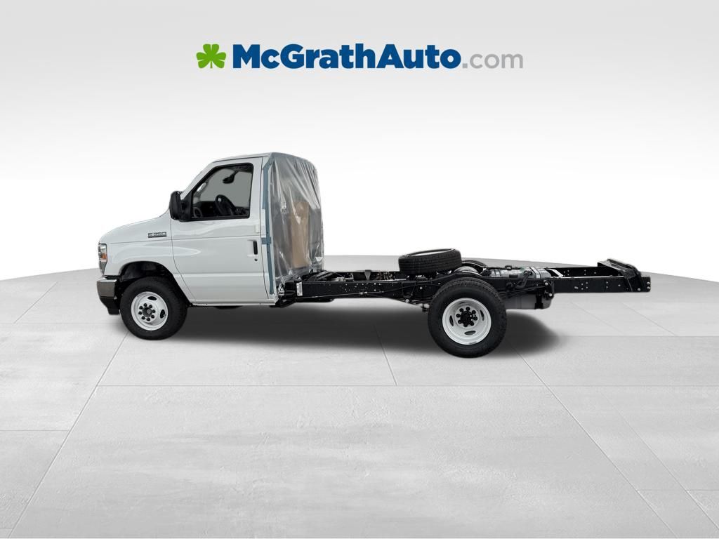 New 2026 White Ford Base image 7