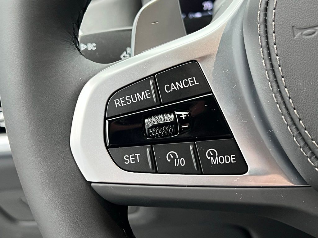 Thumbnail: 2026 BMW X5 - 19