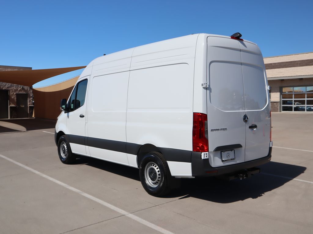 2025 Mercedes-Benz Sprinter 2500 7