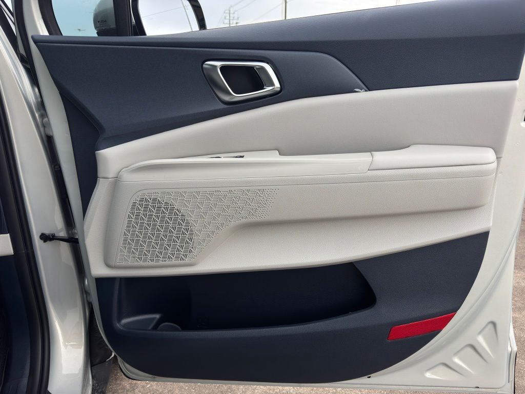 2026 Kia Carnival EX Silver at Community Kia