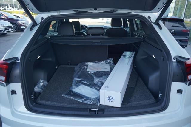 Thumbnail: 2026 Volkswagen Atlas - 11